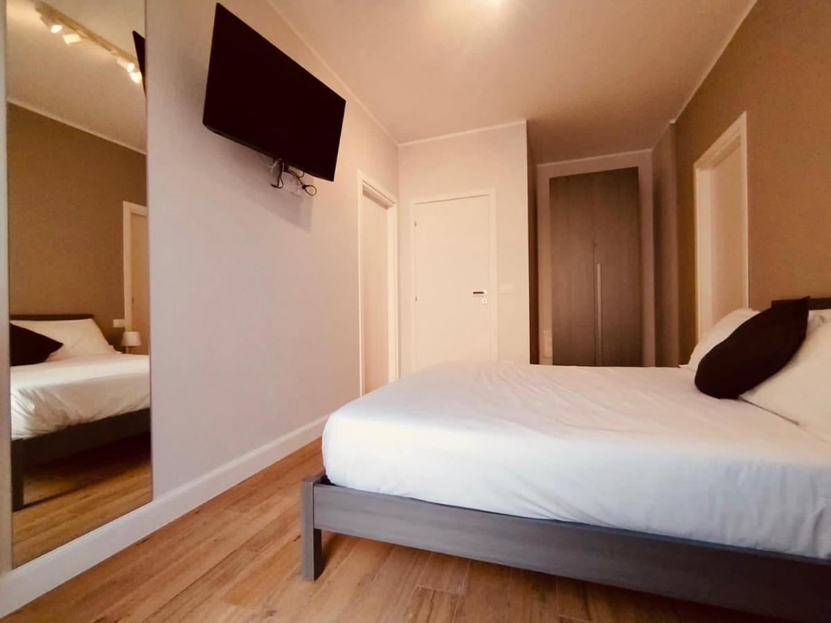 Hh Hermoso Housing Asti Eksteriør billede