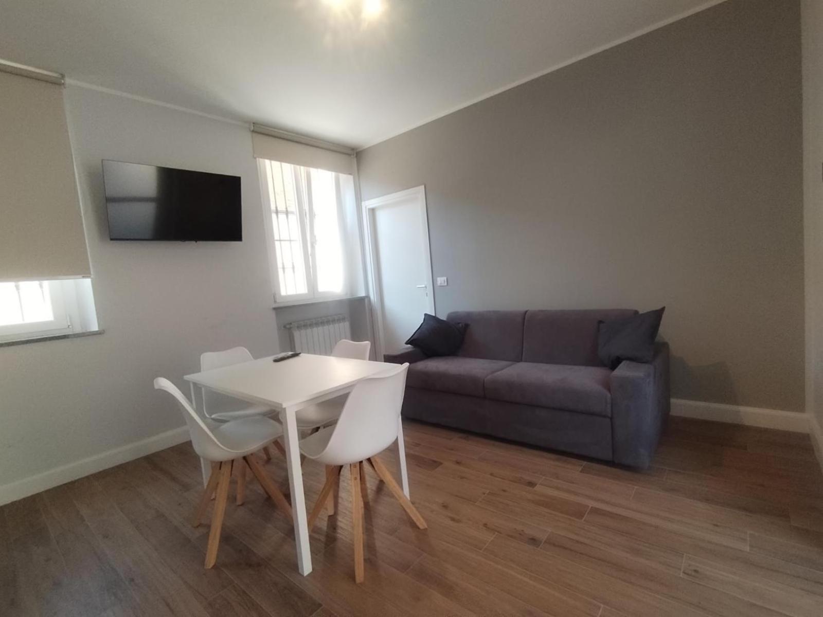 Hh Hermoso Housing Asti Eksteriør billede
