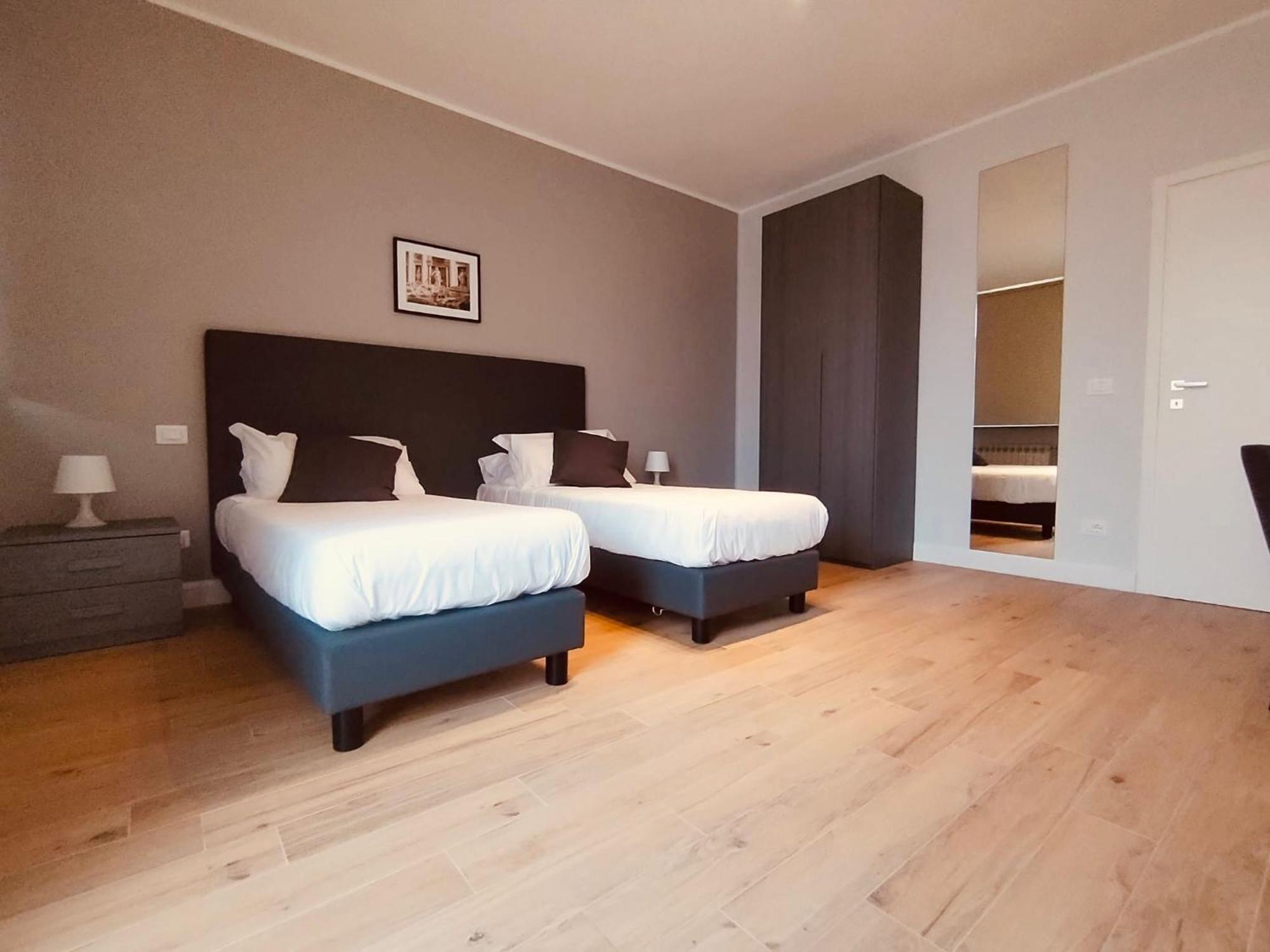 Hh Hermoso Housing Asti Eksteriør billede