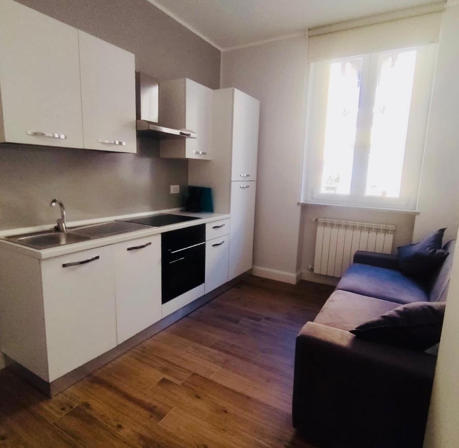 Hh Hermoso Housing Asti Eksteriør billede