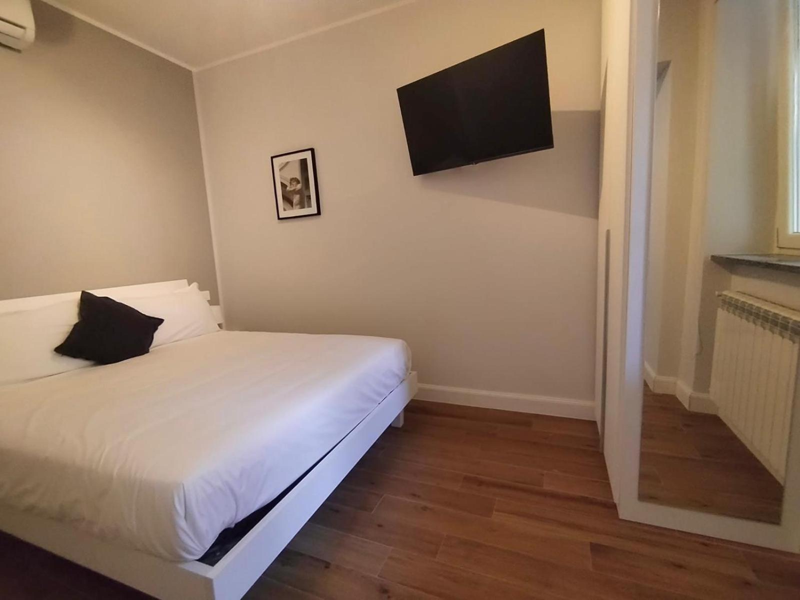 Hh Hermoso Housing Asti Eksteriør billede